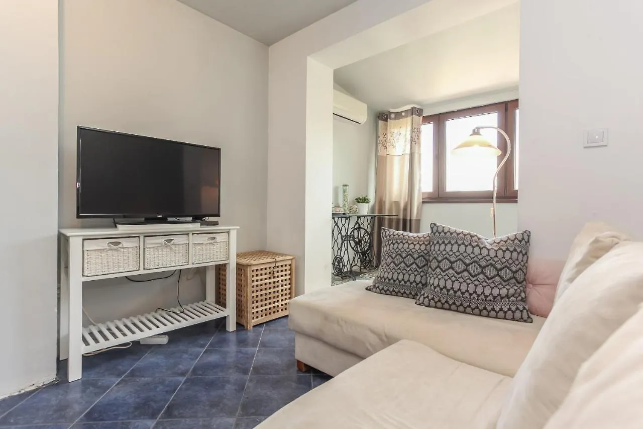 Baratero At Home Apartments Sofia